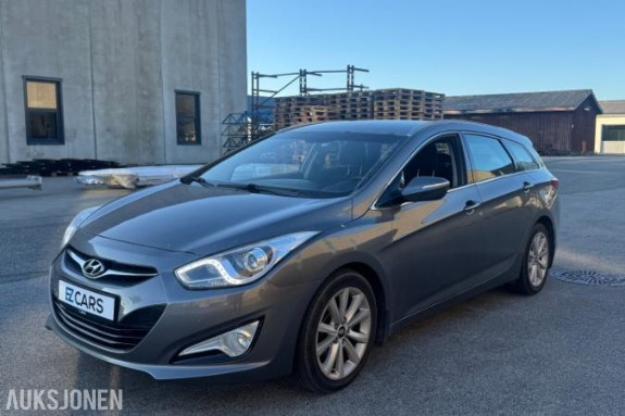 2012 Hyundai i40, 1.7&nbsp;/&nbsp;116hk / Sommer + vinterhjul / Krok / CC&nbsp;/&nbsp;BT, 240000km